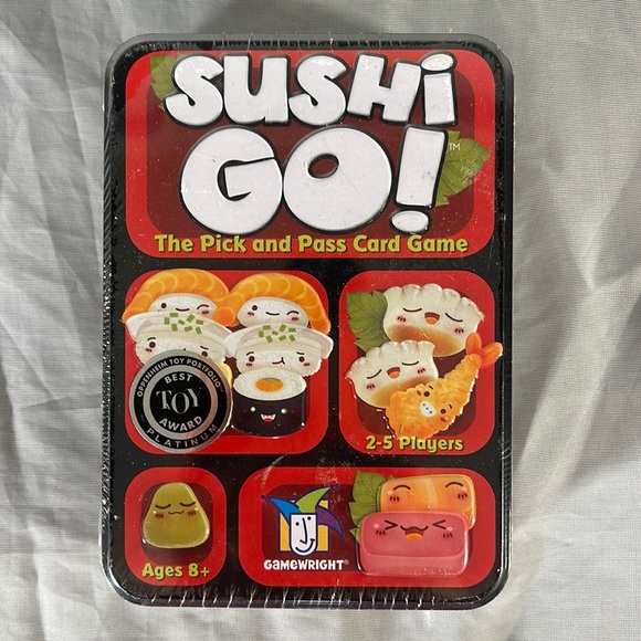 Sushi go! The pick and pass card game new - Picture 1 of 3